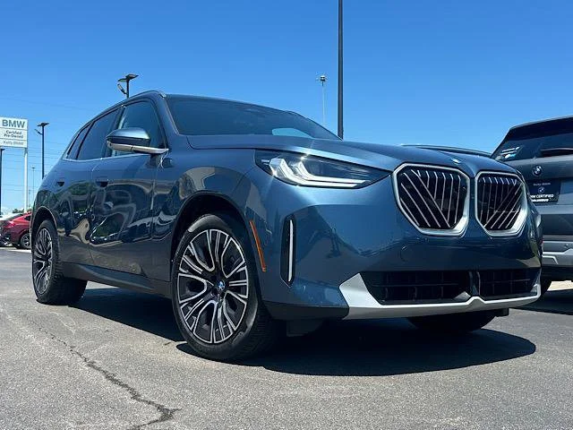 2025 BMW X3 30 XDRIVE's photo