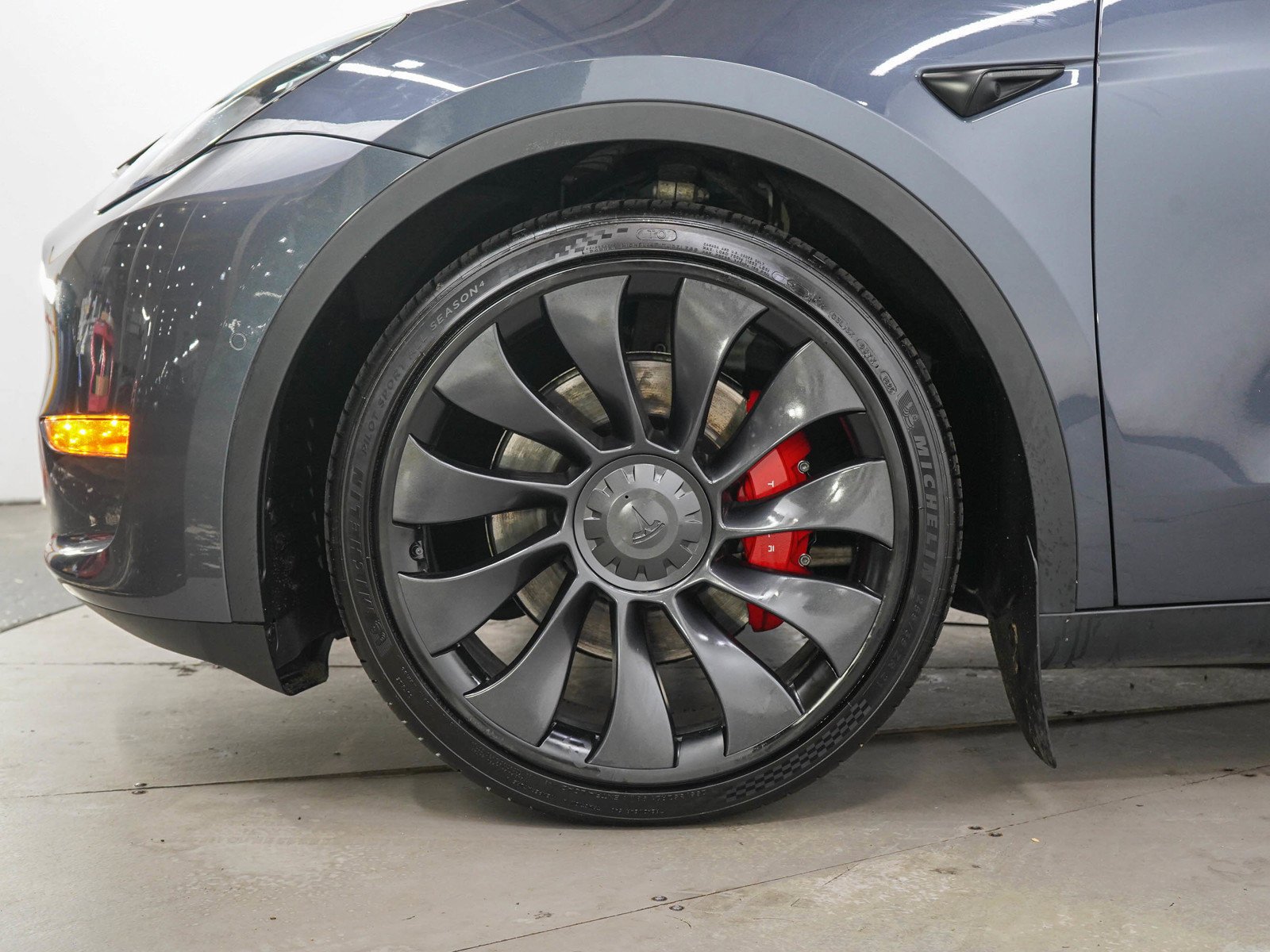 Used 2022 Gray Tesla Performance AWD image 29