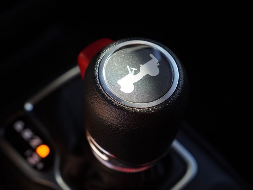 New 2026 Anvil Clear-Coat Exterior Paint Jeep Sport S image 14