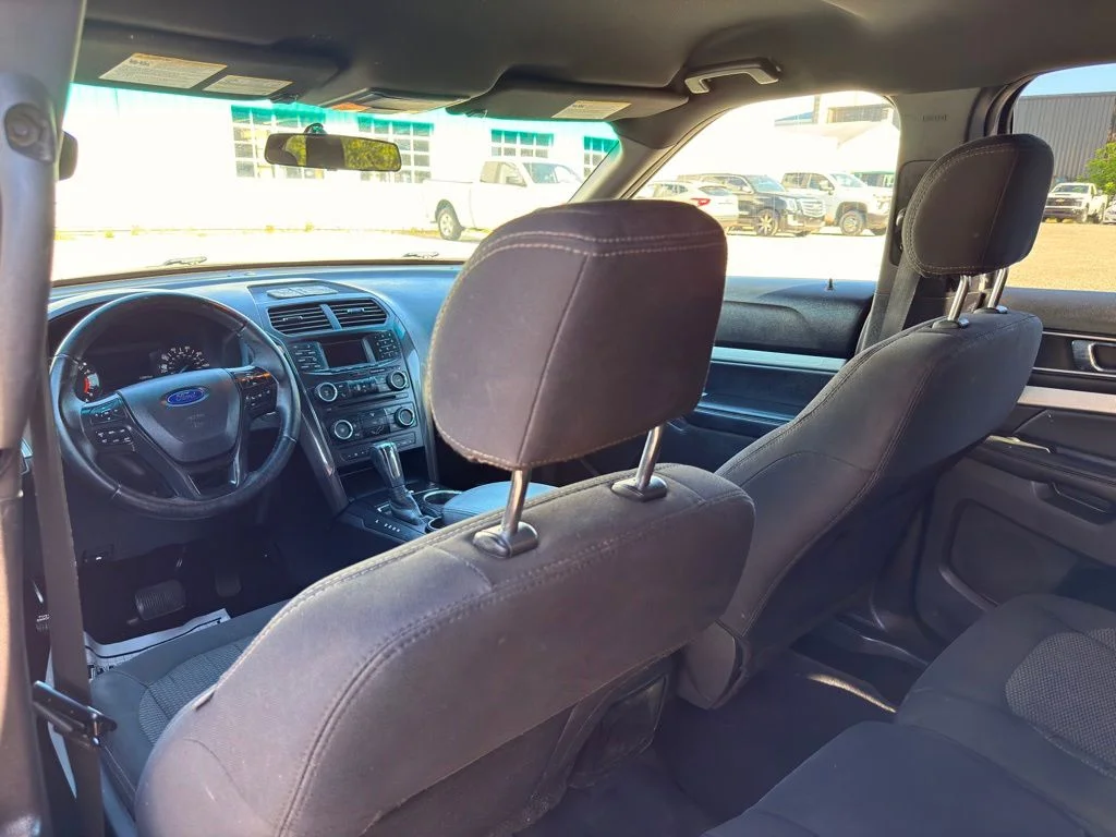 Used 2017 White Ford XLT image 24