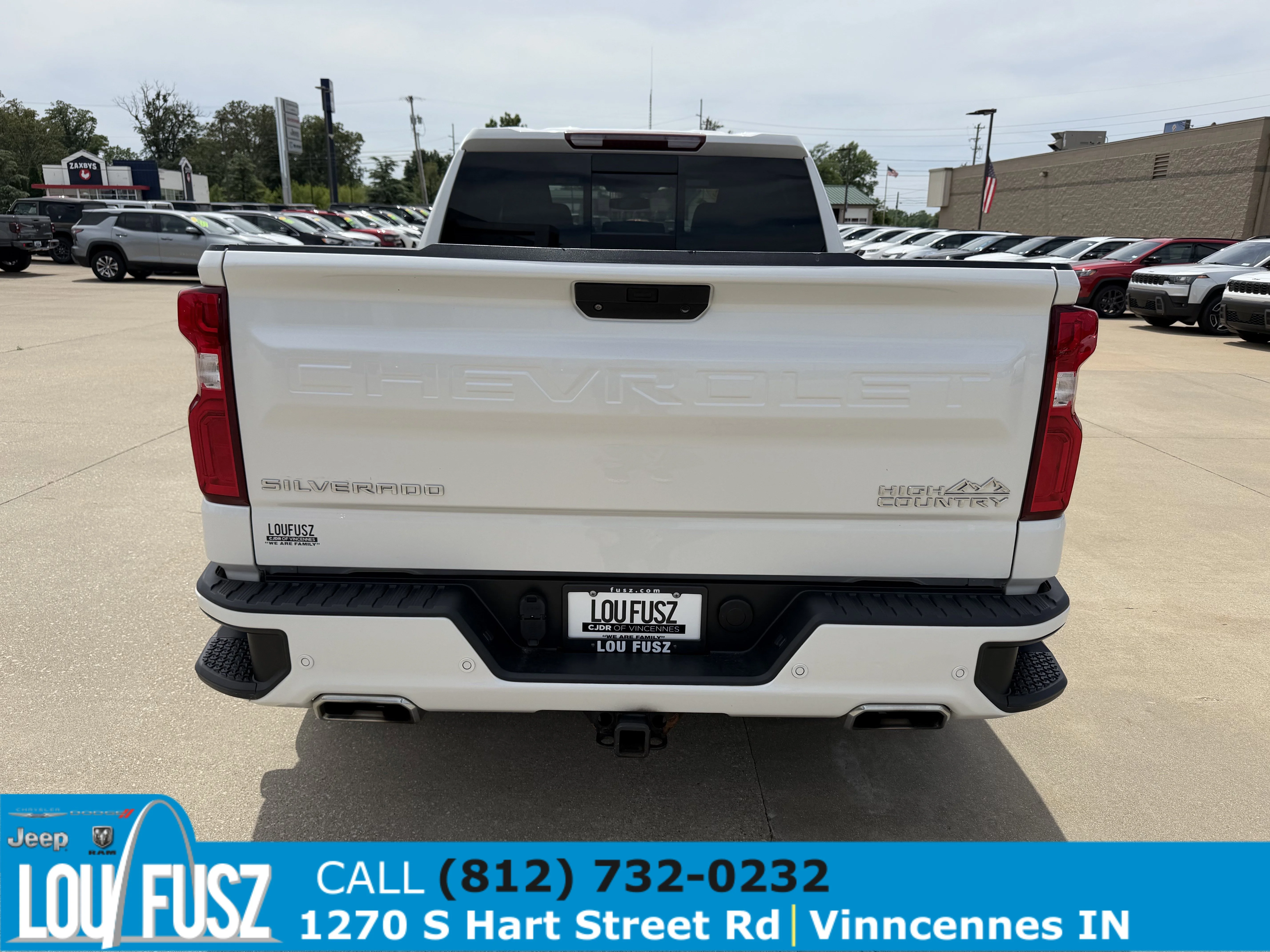 Used 2022 White Chevrolet High Country image 6