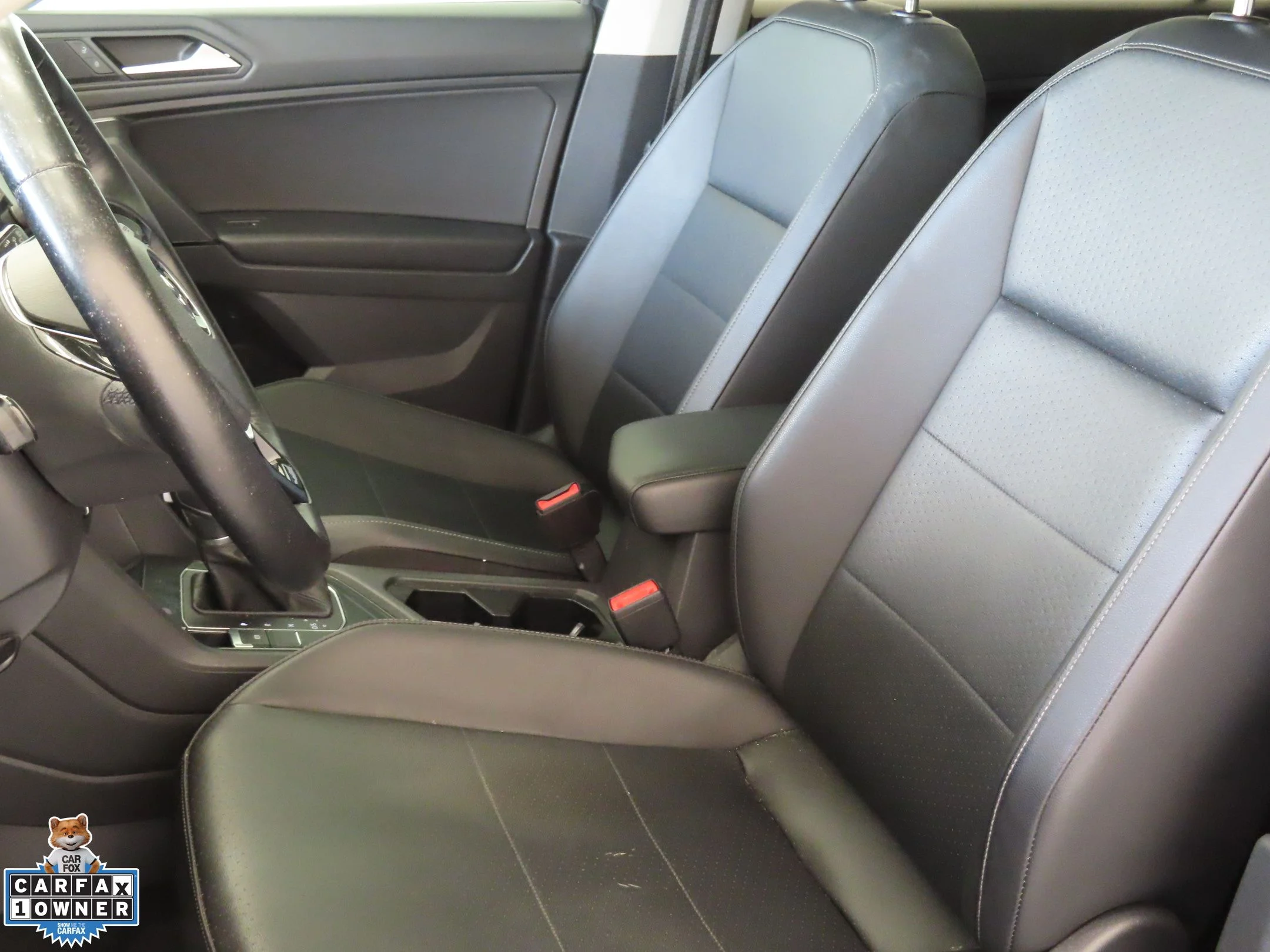 Used 2019 Black Volkswagen 2.0T SE image 11