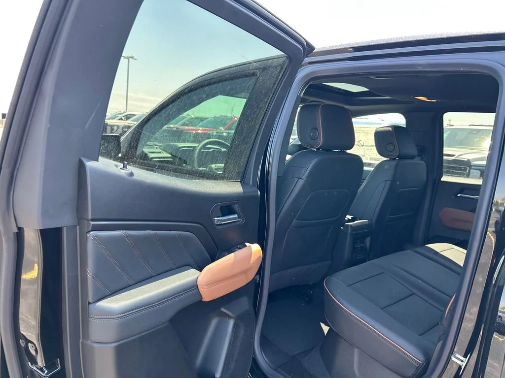 New 2026 Onyx Black GMC AT4 image 35