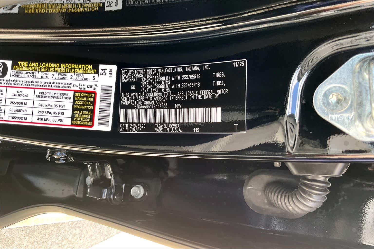 Used 2026 Midnight Black Metallic Toyota XLE image 36