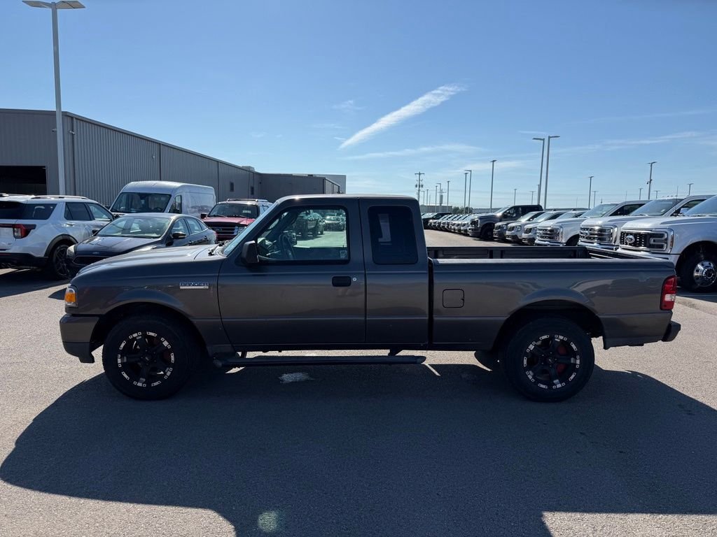 Used 2011 Gray Ford XLT image 7