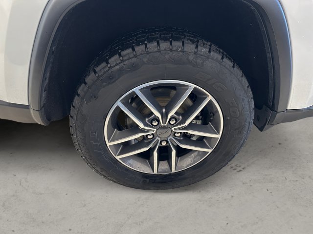 Used 2020 White Jeep Limited image 14