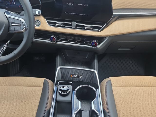 2027 Chevrolet Equinox ACTIV - Photo 13