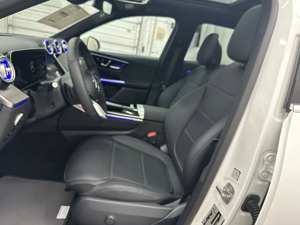 New 2027 Polar White Mercedes-Benz GLC 300 image 51