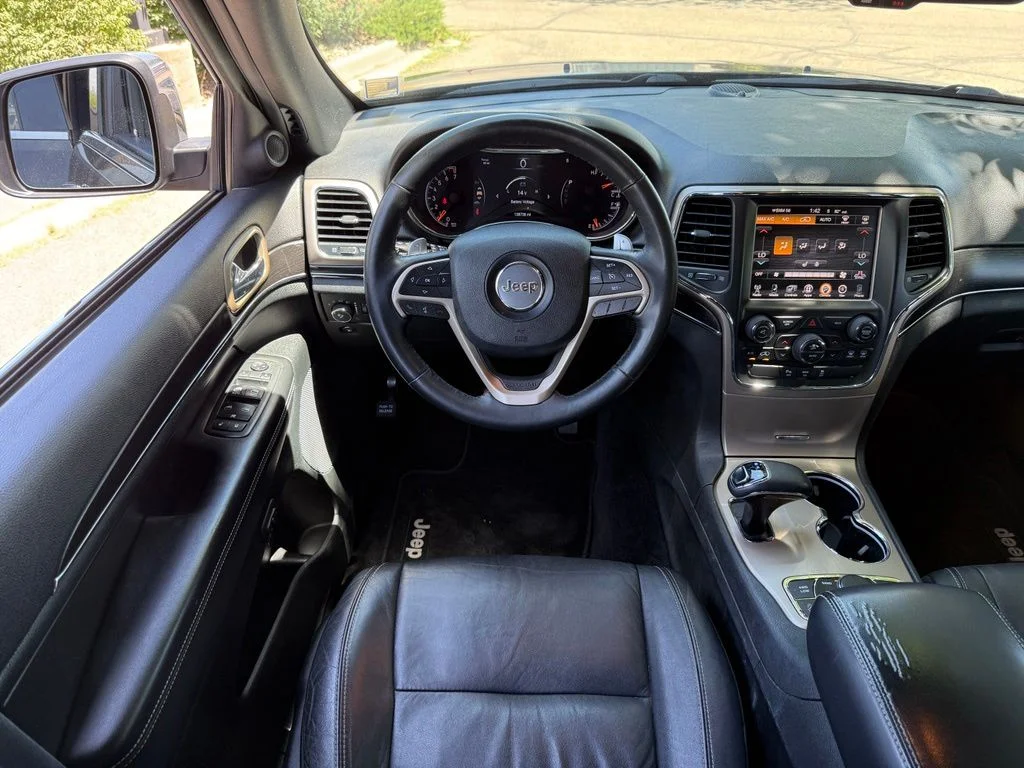 Used 2014 Brilliant Black Crystal Pearlcoat Jeep Limited image 2