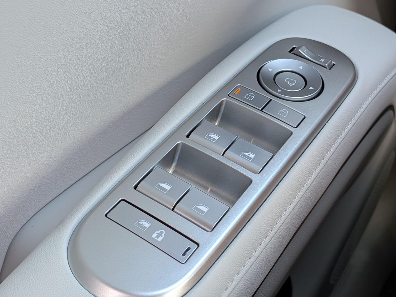 New 2027 Creamy White Pearl Hyundai Limited AWD image 24