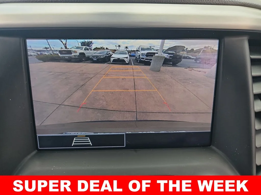 Used 2023 Gray GMC SLE image 24