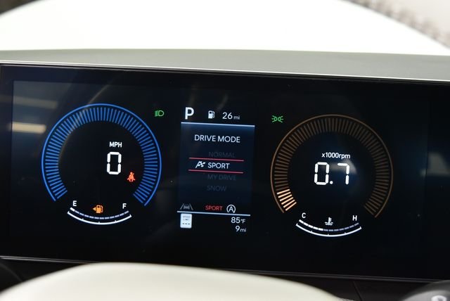 New 2027 White Hyundai SE AWD image 26