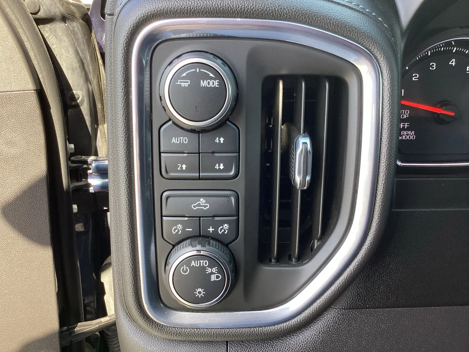 Certified Used 2021 Northsky Blue Metallic Chevrolet LT image 31
