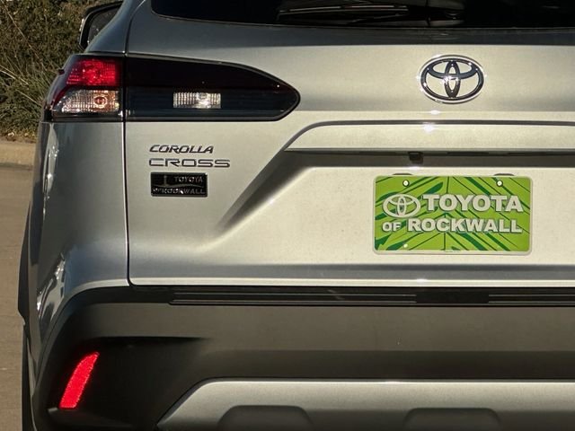New 2026 Sonic Silver Toyota  LE image 5