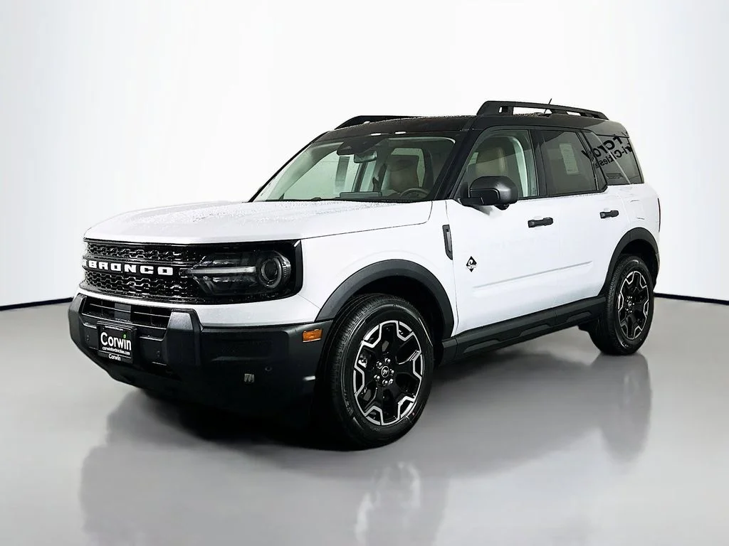 New 2026 Space White Metallic Ford Outer Banks image 5