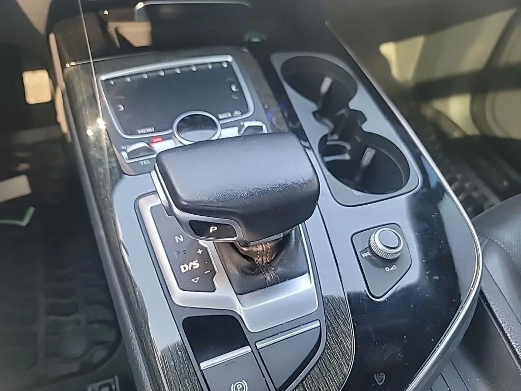 Used 2019 Black Audi 55 Prestige image 23
