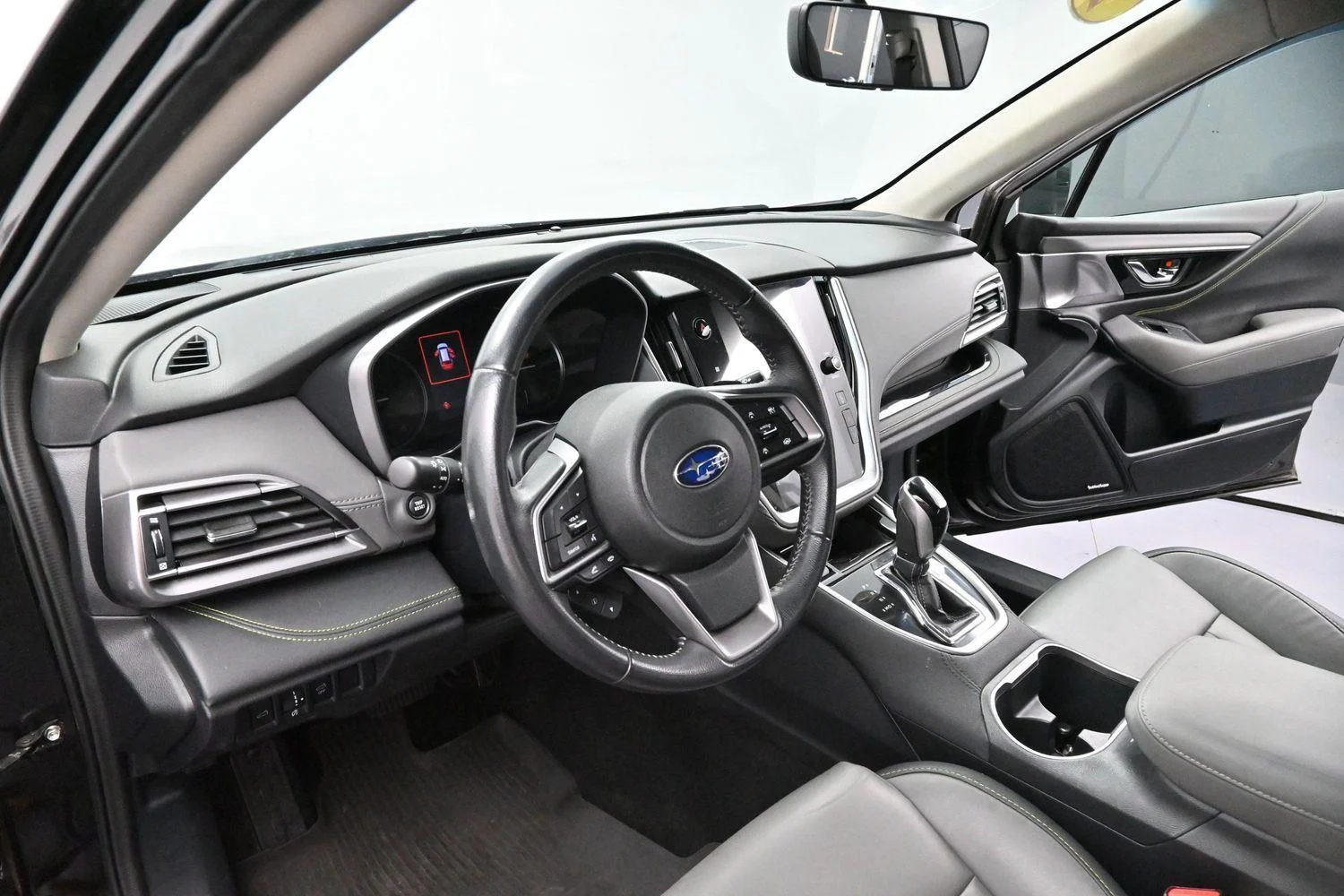 Used 2021 Crystal Black Silica Subaru Onyx Edition XT image 16