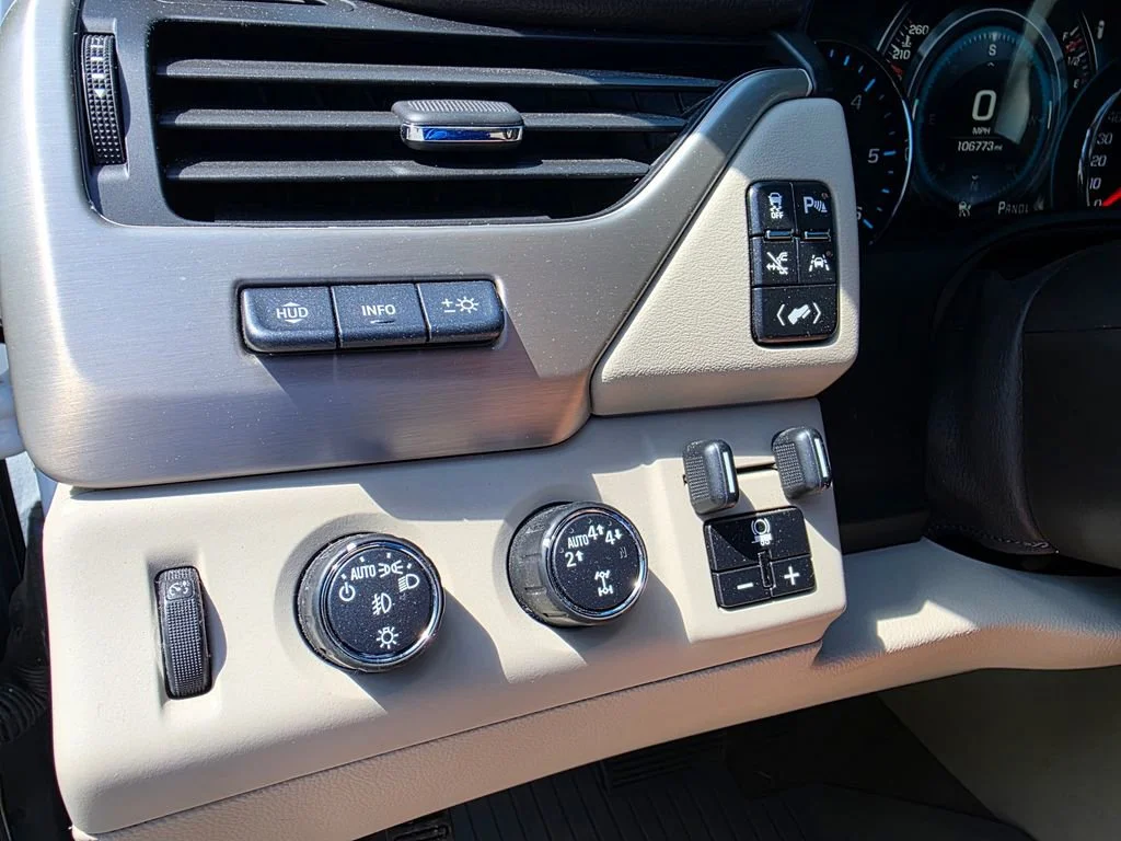 Used 2020 SUMMIT WHITE GMC Denali image 12