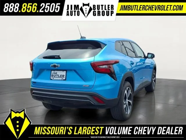 Used 2026 Marina Blue Metallic Chevrolet 1RS image 24