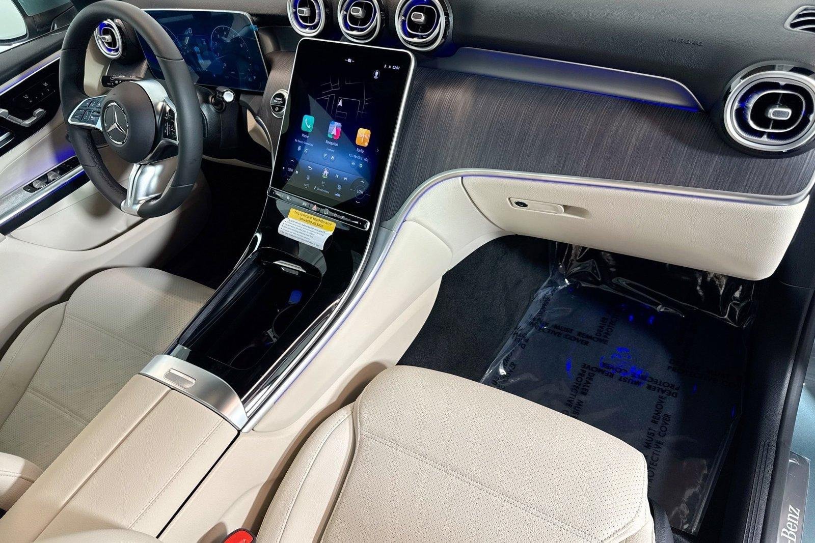 New 2026 Verde Silver Metallic Mercedes-Benz GLC 300 image 27