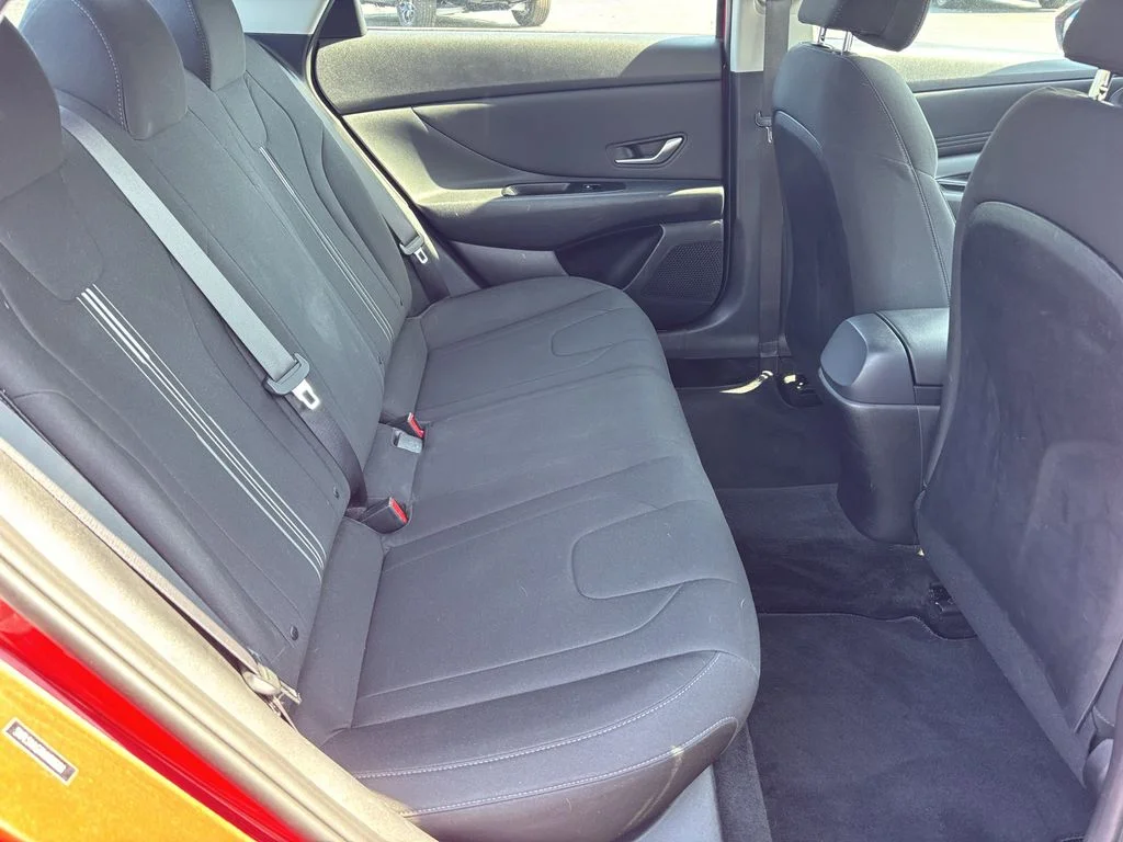 Used 2021 Red Hyundai SEL image 19