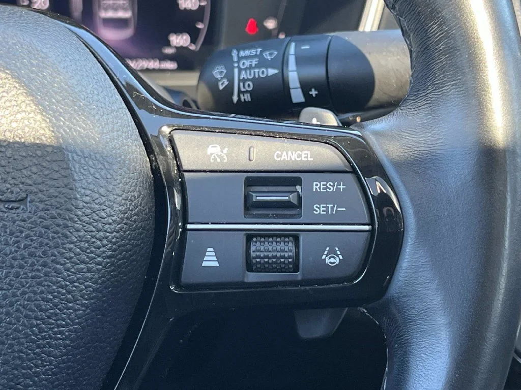 Used 2022 Blue Honda Touring image 29