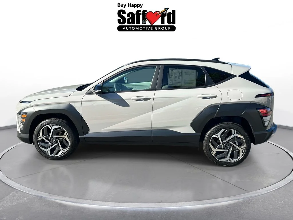 Used 2026 Gray Hyundai SEL Premium image 4