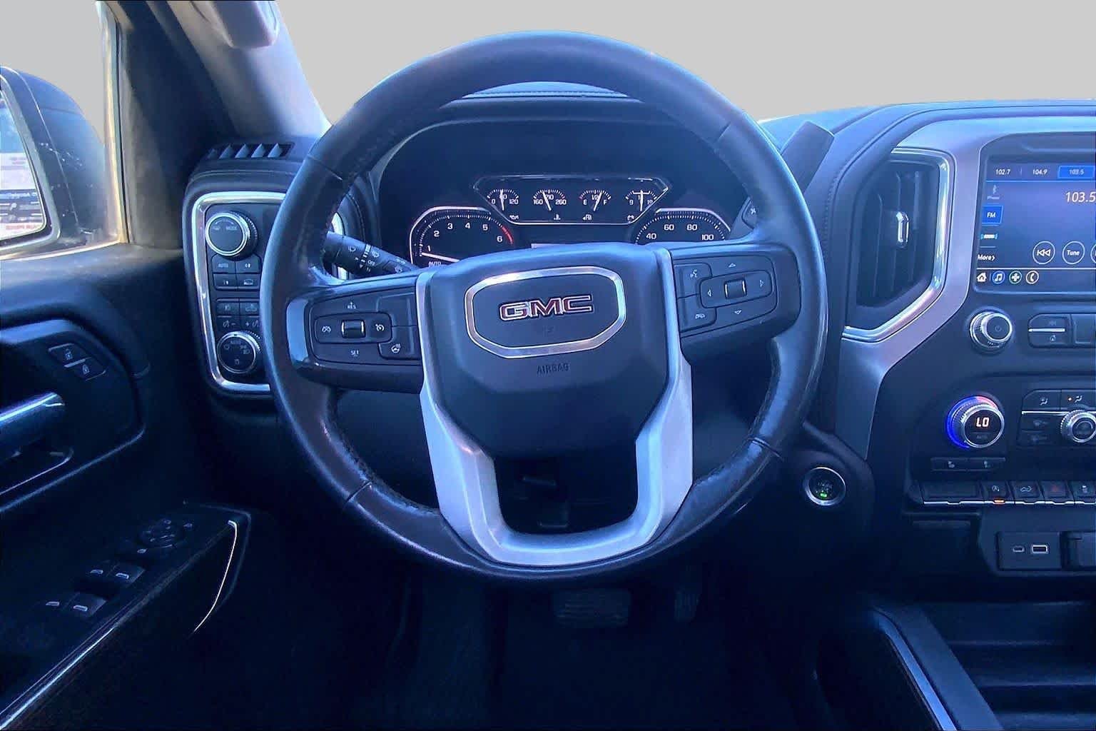 Used 2021 Pacific Blue Metallic GMC Elevation image 6