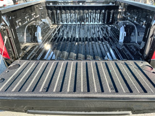 2026 Chevrolet Silverado 1500 photo 27 of 40