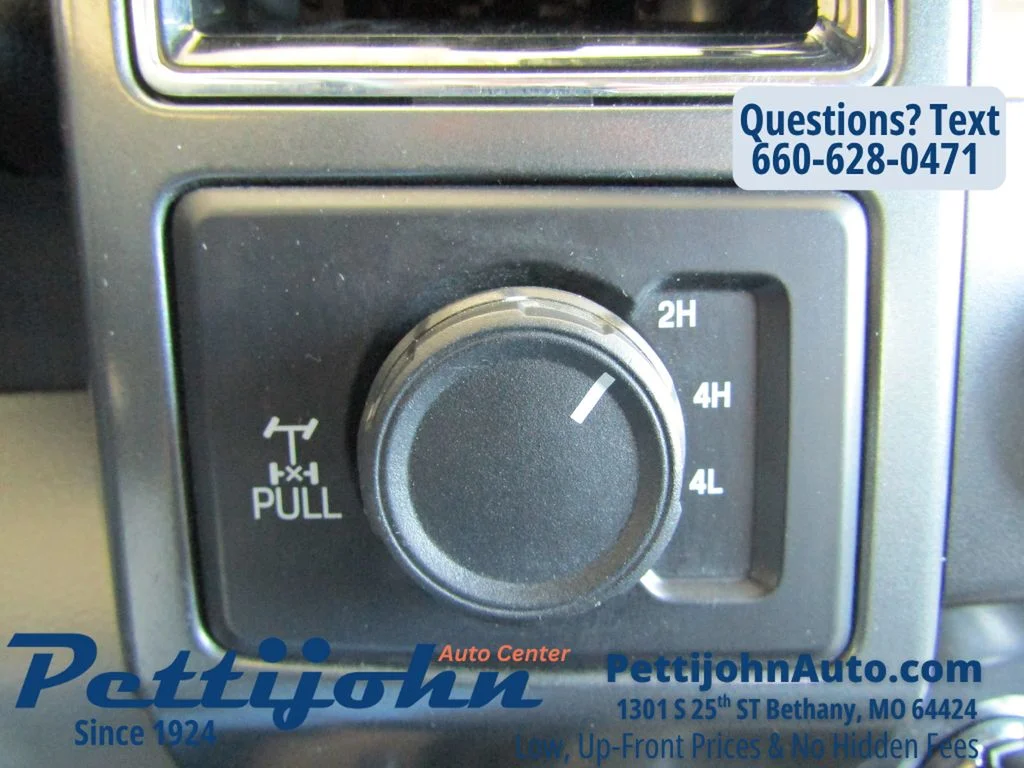 Used 2022 Black Metallic Ford XLT image 14