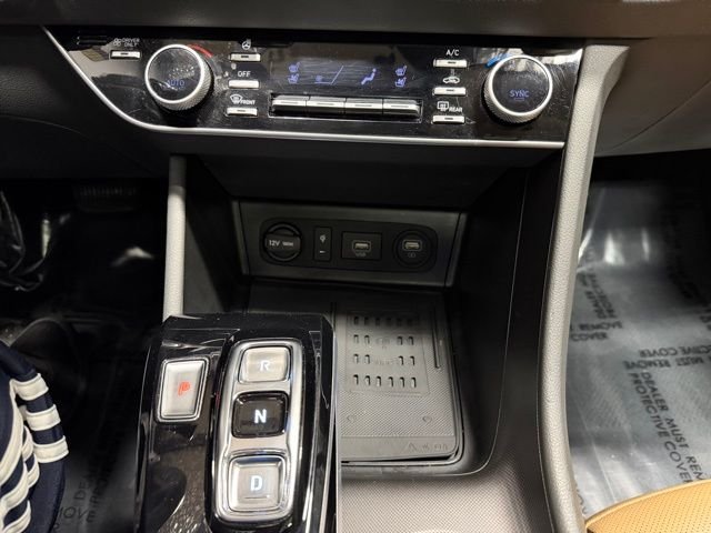 Used 2023 Gray Hyundai Limited image 37