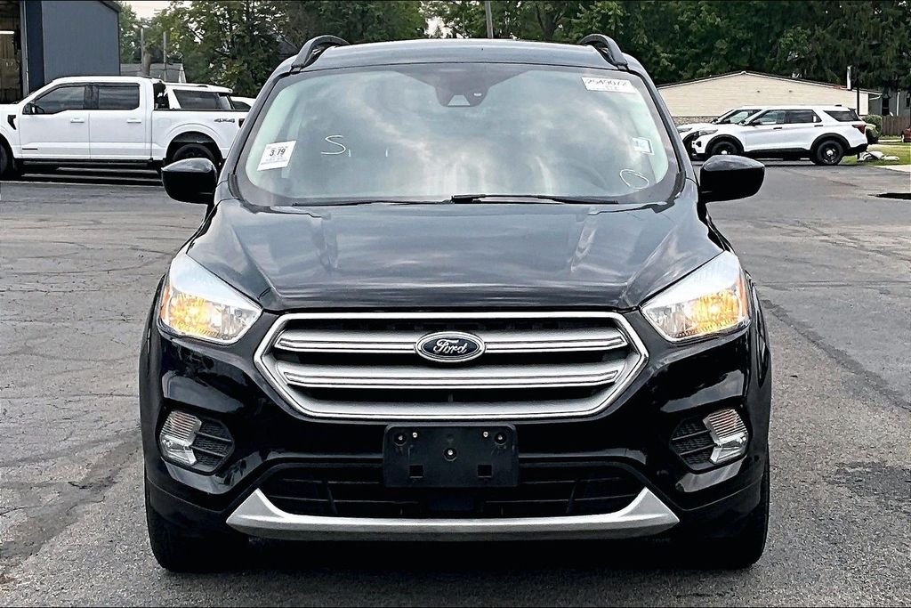 Used 2018 Shadow Black Ford SE image 7