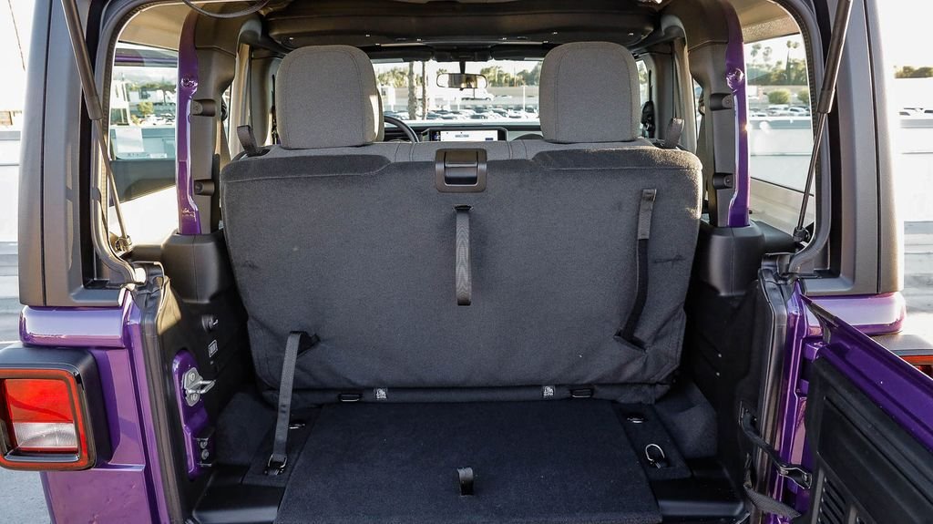 New 2026 Reign Jeep Sport image 31