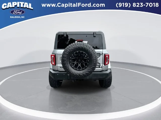 Used 2023 Silver Ford Outer Banks image 7