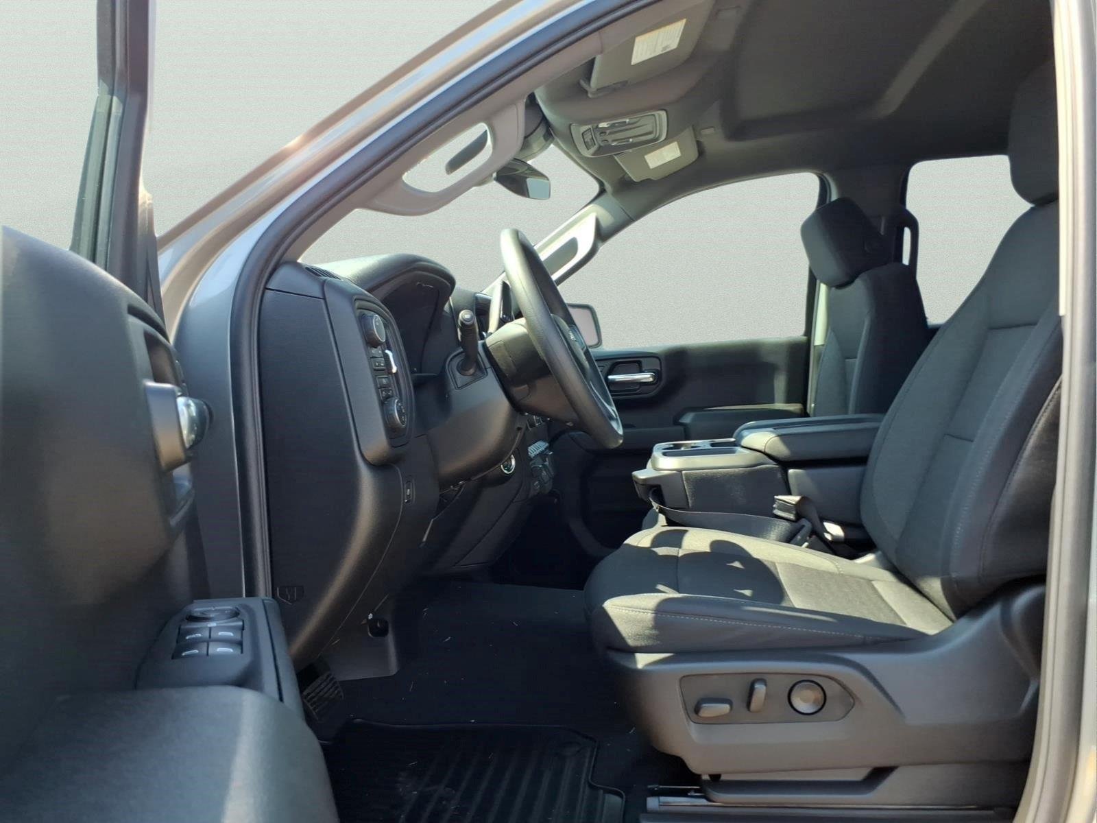 2026 Chevrolet Silverado 1500 Custom - Photo 14