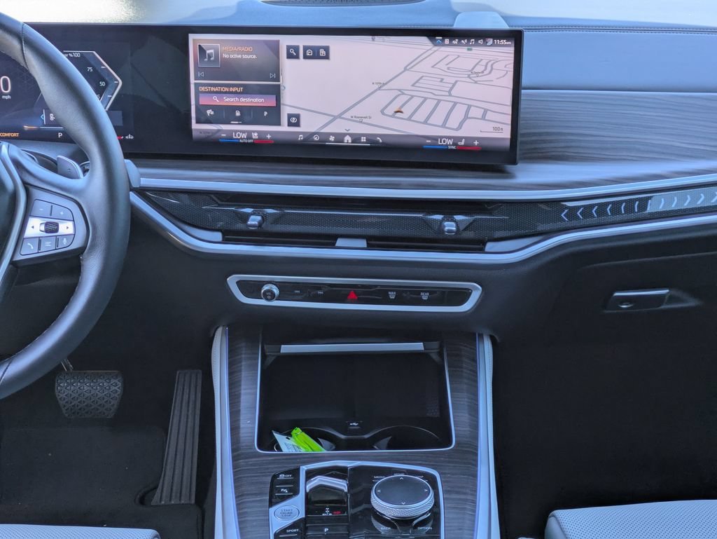 Used 2024 Skyscraper Grey Metallic BMW sDrive40i image 18