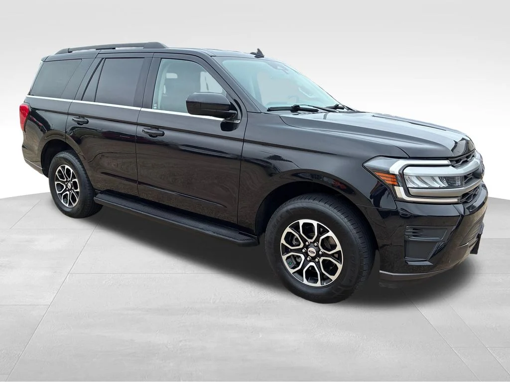Used 2024 Black Ford XLT image 8