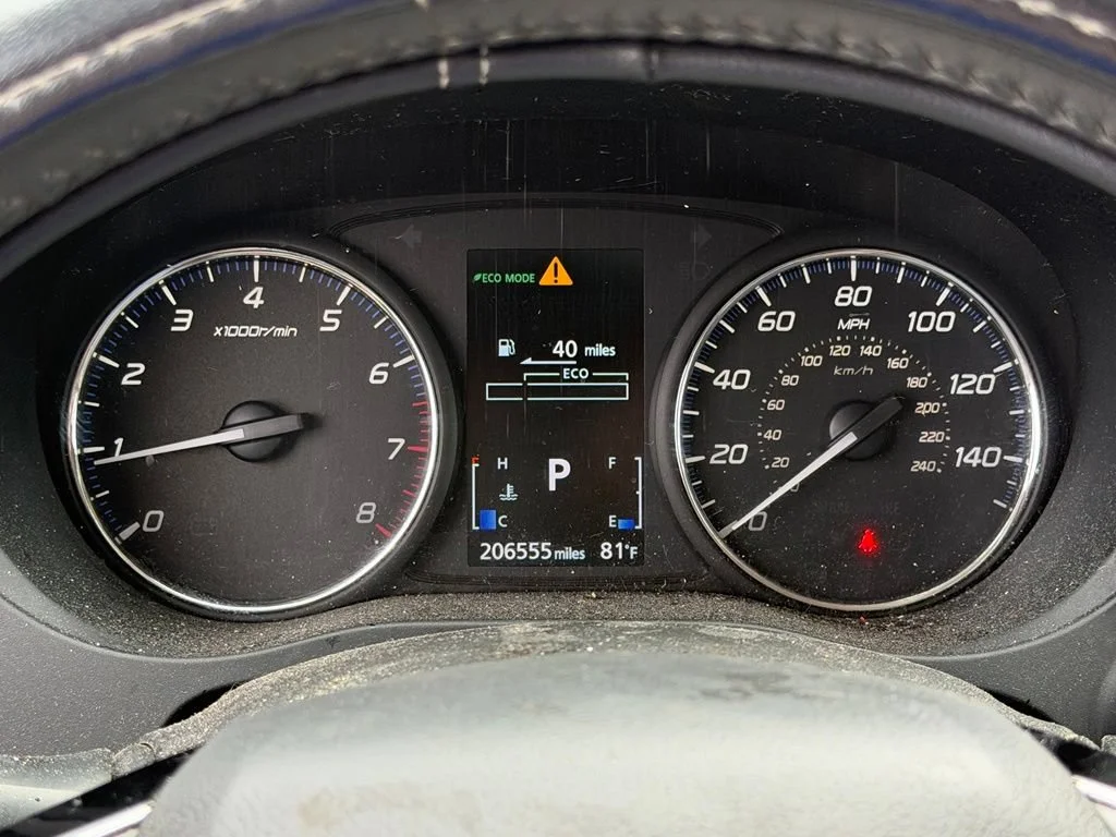 Used 2017  Mitsubishi SE image 30