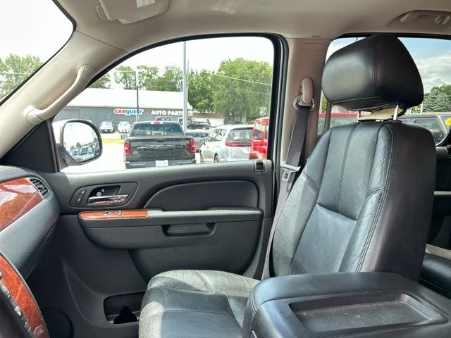 Used 2012 Silver Ice Metallic Chevrolet LT image 30