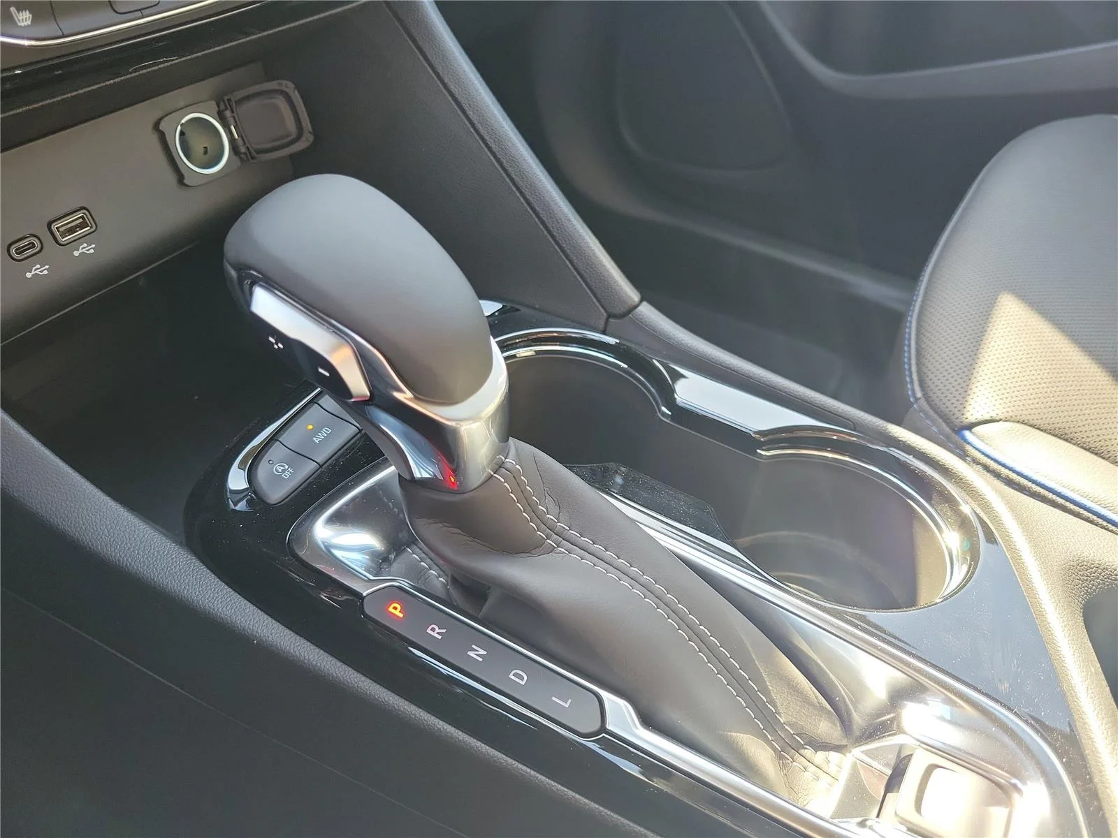 2026 Buick Encore GX Sport Touring - Photo 6