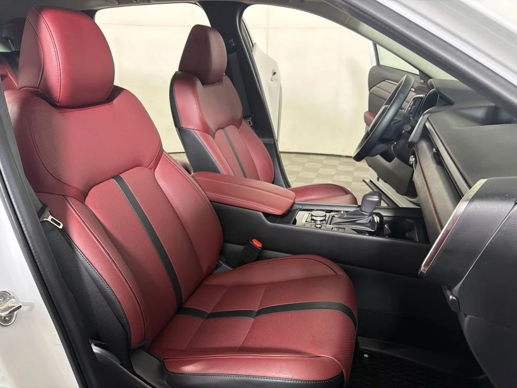 Used 2026 Pearl Mazda Premium Plus image 23