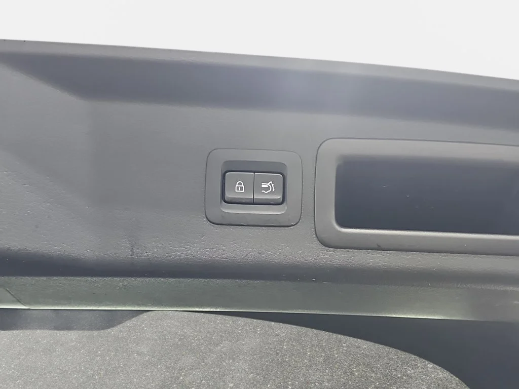 Used 2023 Silver Mazda 2.5 S Premium Package image 16