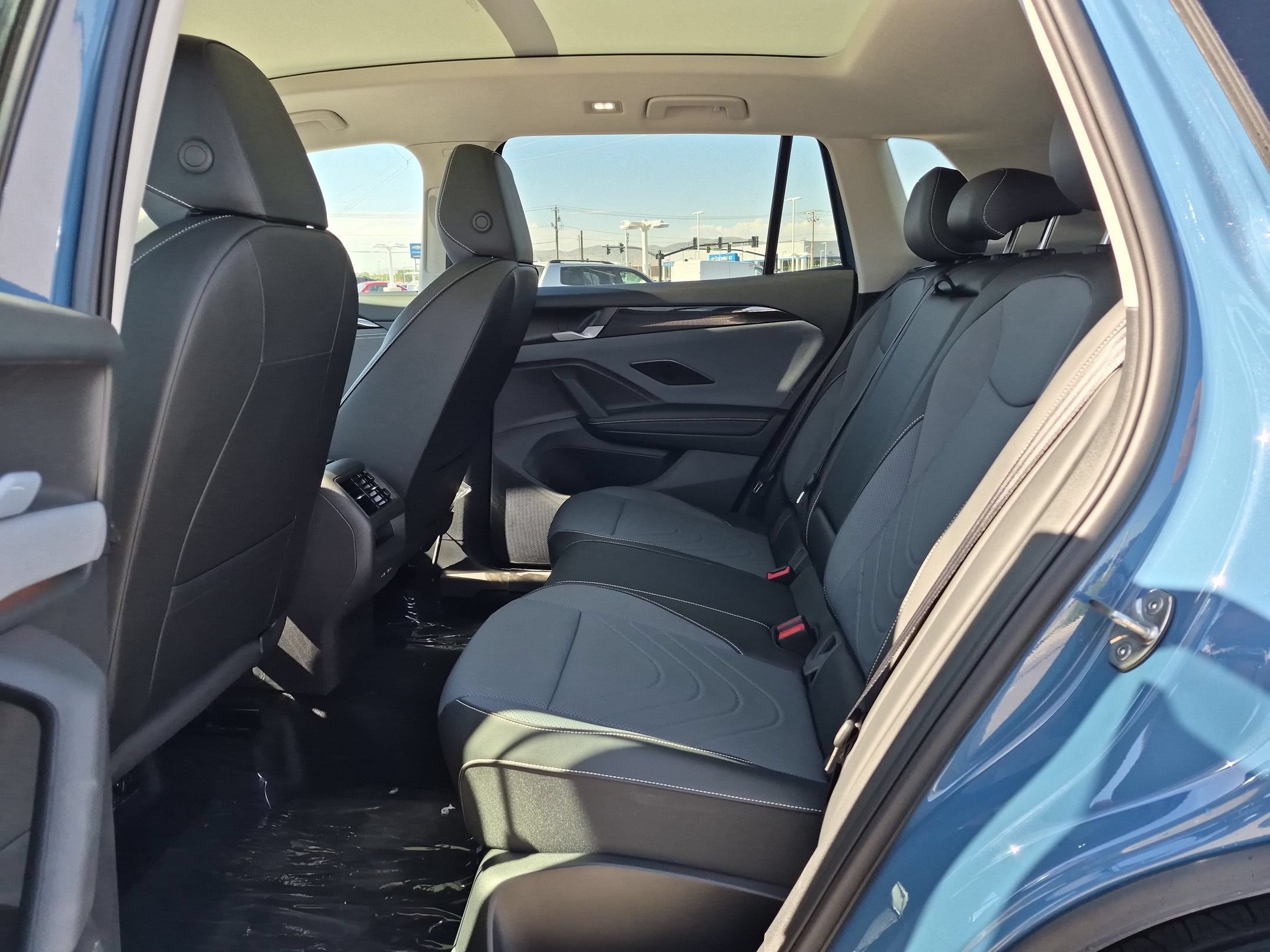 New 2026 Monterey Blue Pearl Volkswagen SE image 14