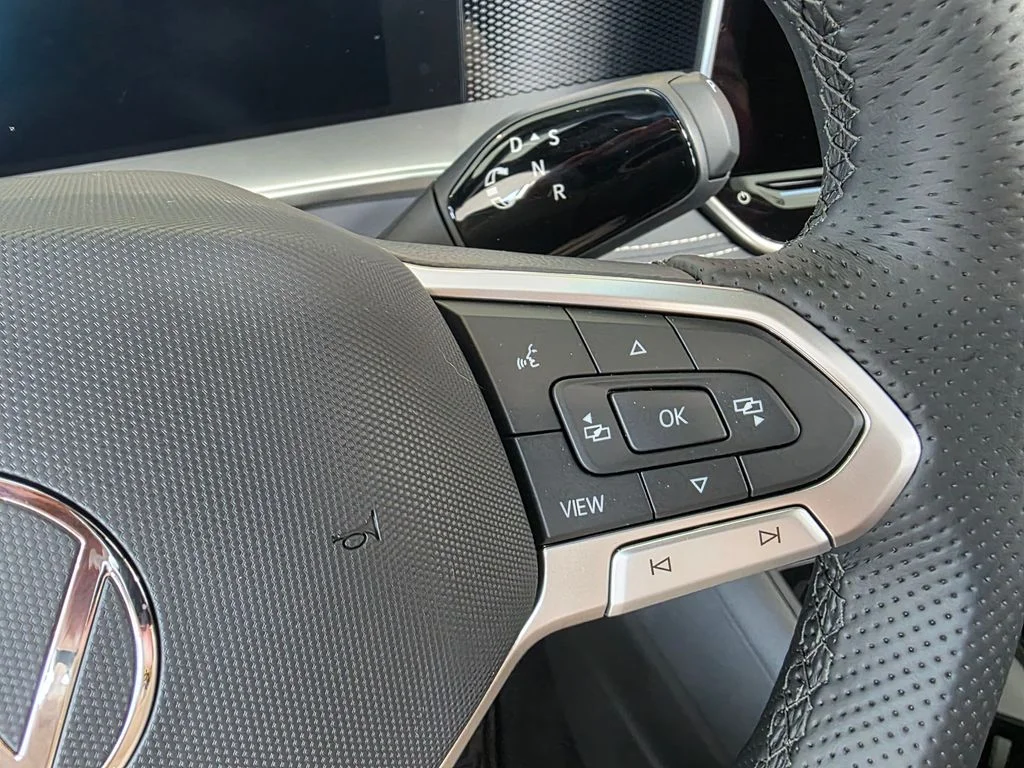2026 Volkswagen Tiguan SE R-LINE BLACK - Photo 31