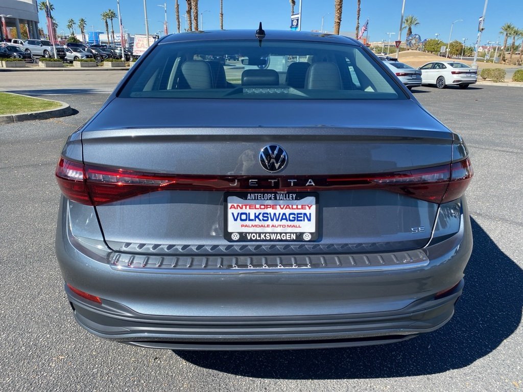 2026 Volkswagen Jetta 1.5T SE photo 2