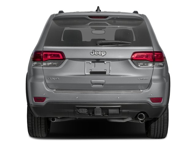 Used 2017 Velvet Red Pearlcoat Jeep Limited image 5