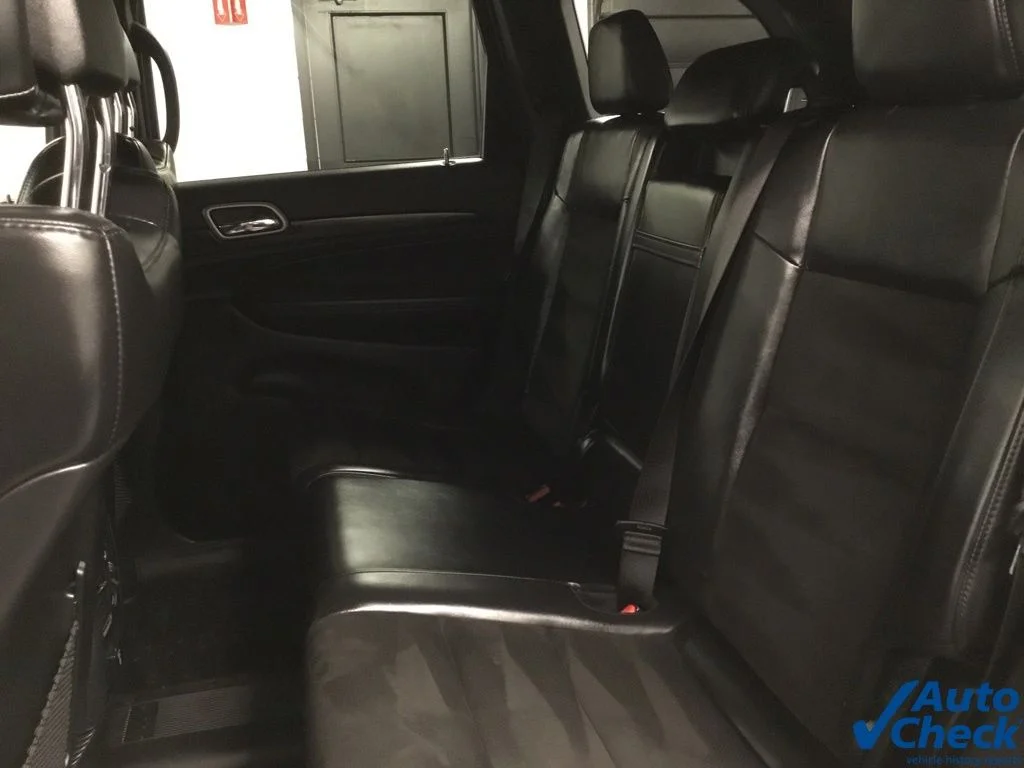 Used 2020 White Jeep Altitude image 31