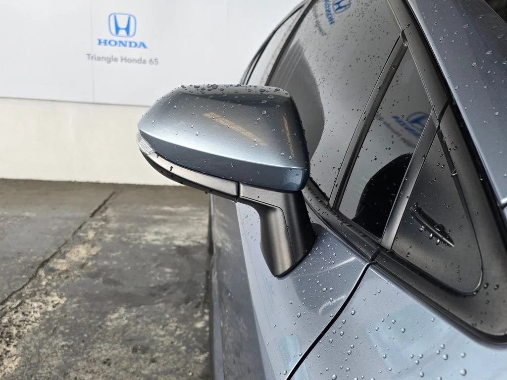 Used 2022  Toyota SE image 31