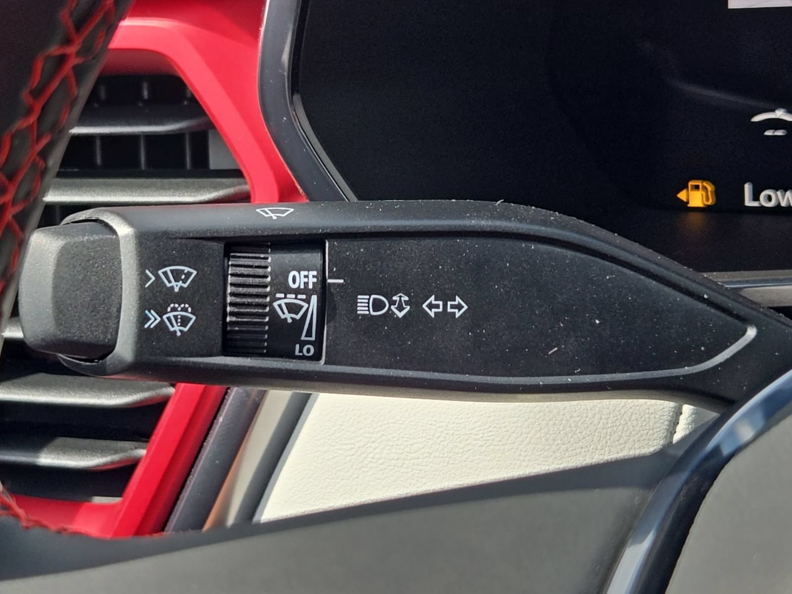2026 GMC Canyon AT4X - Photo 32
