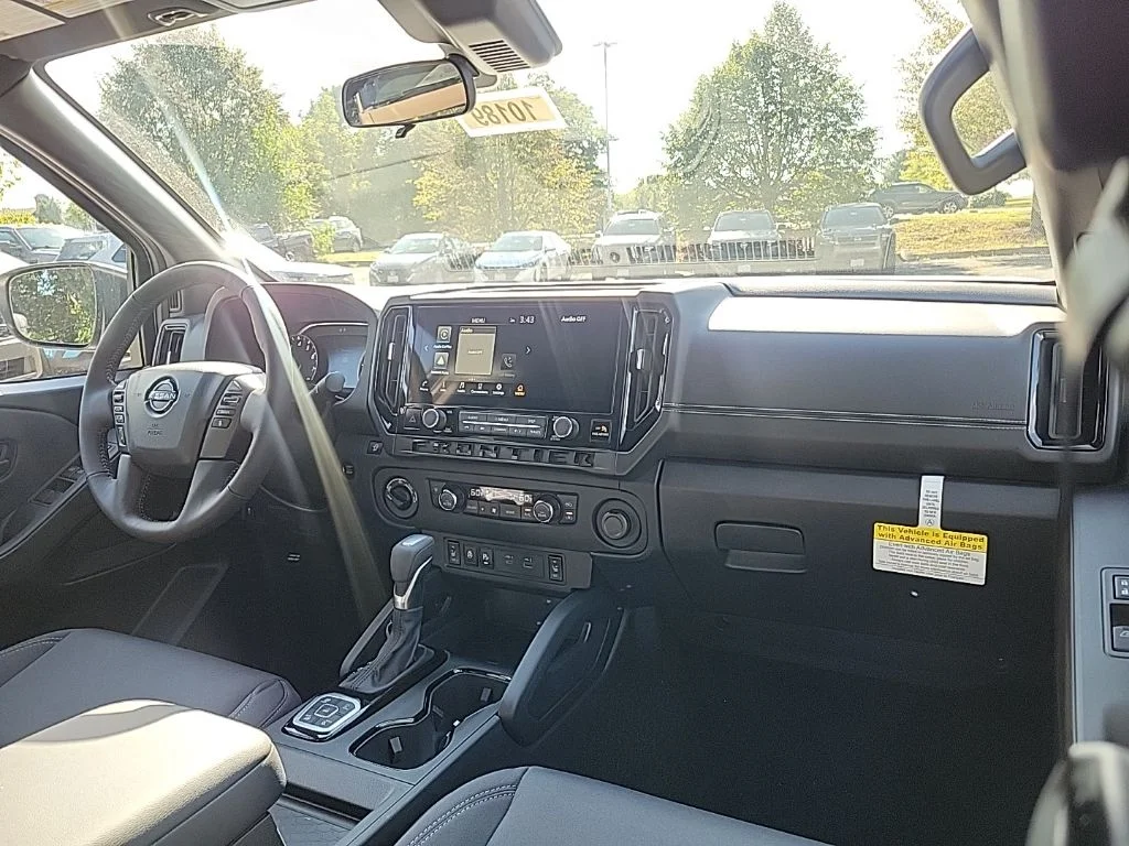 2026 Nissan Frontier SV - Photo 13